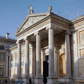 Visit the Ashmolean Museum